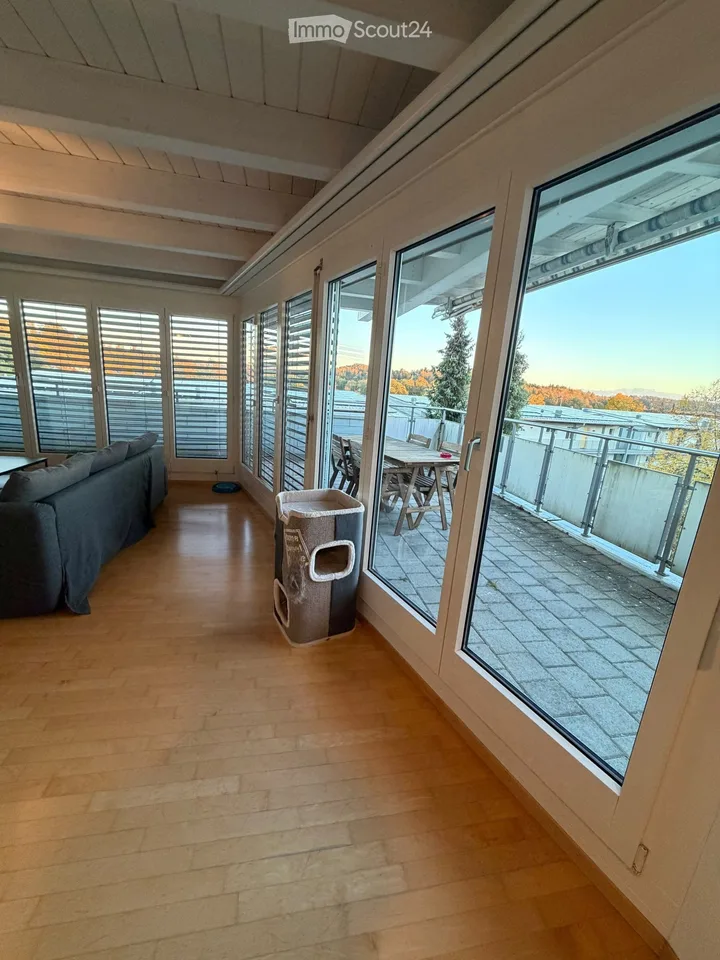 Chambre lumineuse avec salle de bain privée et accès au balcon – Colocataire recherché – photo 5 sur 5