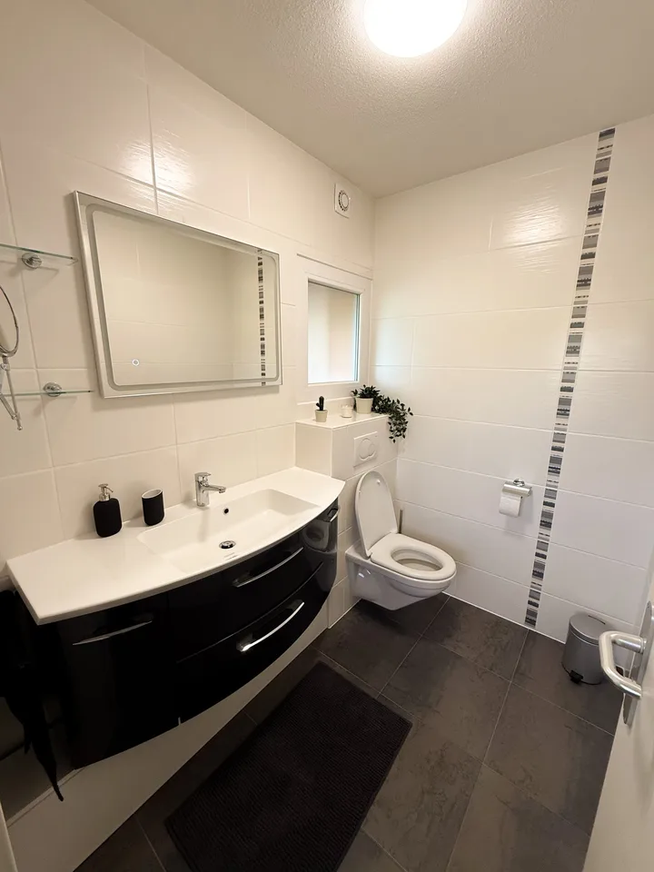 🏡 Prächtiges Zimmer in einer Wohngemeinschaft in einer Villa in Romanel – CHF 1'200.–/Monat, alles inklusive! – Foto 5 von 9