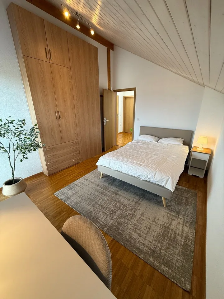 🏡 Prächtiges Zimmer in einer Wohngemeinschaft in einer Villa in Romanel – CHF 1'200.–/Monat, alles inklusive! – Foto 3 von 9