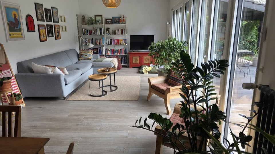 Rare-Villa 2 chambres à coucher avec piscine et jardin de 600m2 – Foto 3 von 13