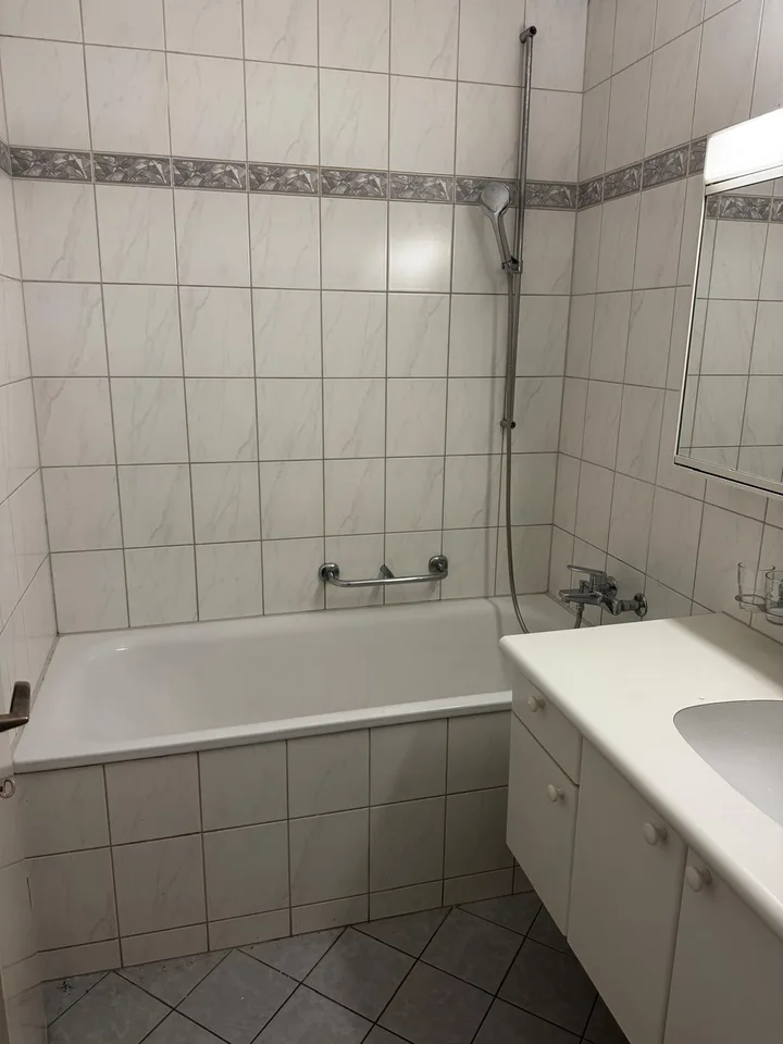 Appartement lumineux 4.5 pièces avec balcon à Illnau-Effretikon à louer temporairement – photo 5 sur 7