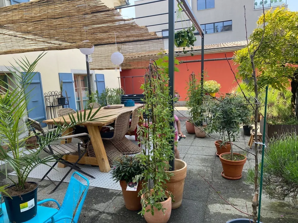 Wohnung mit grosser Terasse am See – Foto 12 von 13