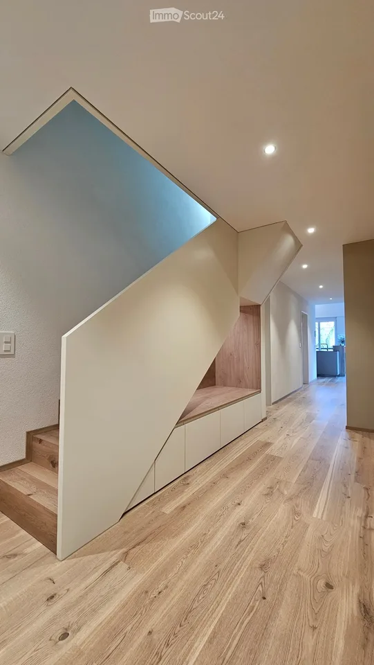Exclusive 5-room attic apartment between Hallwiler- & Baldeggersee – photo 8 of 15