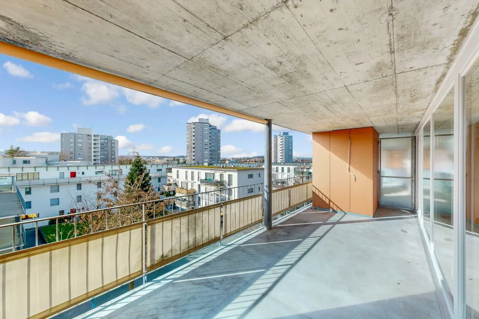 Schöne Wohnung mit grossem Balkon – Foto 8 von 8