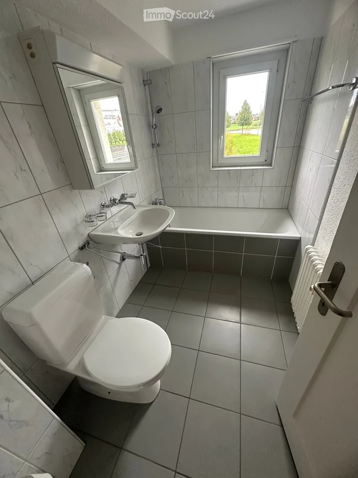 Nachmieter für WG gesucht - mit Möglichkeit auf Wohnungsübernahme – Foto 2 von 5