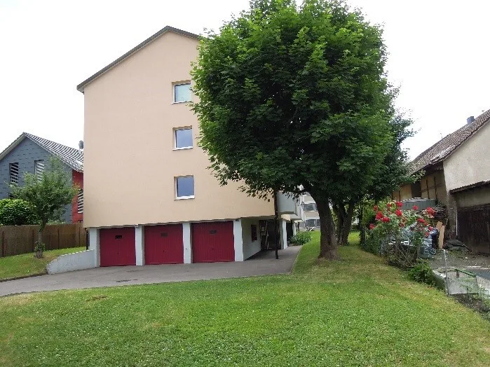 Charmante 2-Zimmer-Wohnung mit Balkon nahe der Birs – Foto 2 von 8