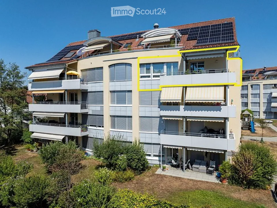 Stilvolles Wohnen in Baar: Großzügige 3-Zimmer-Wohnung (98 m²) mit Balkon in ruhiger, zentraler Lage – Foto 12 von 13