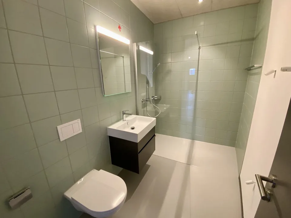 Attraktive 3.5-Zimmer-Wohnung mit Balkon und Gartensitzplatz – Foto 7 von 9