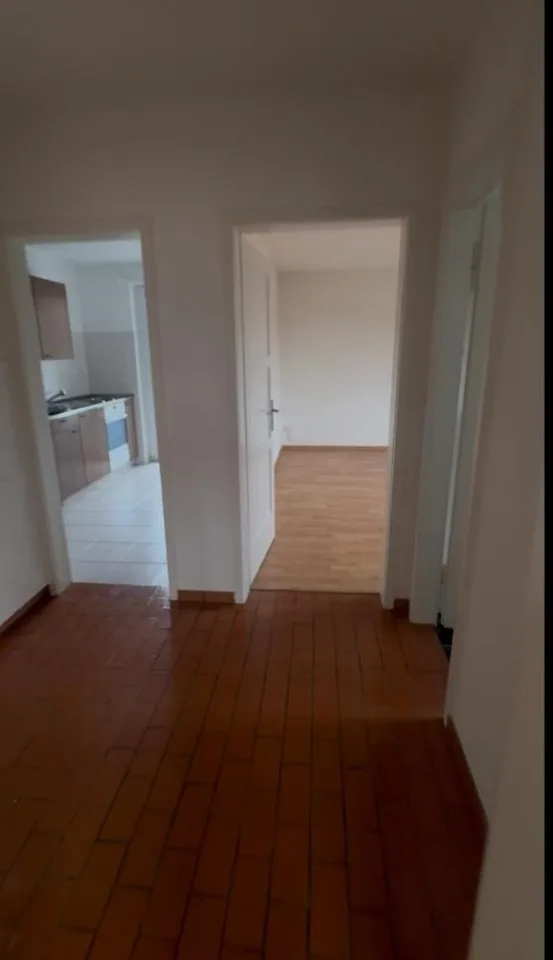 Vollständig möbliertes Zimmer im Zentrum von Küsnacht (Kreis 6) mit allen Nebenkosten inklusive + Reinigung – Foto 3 von 6