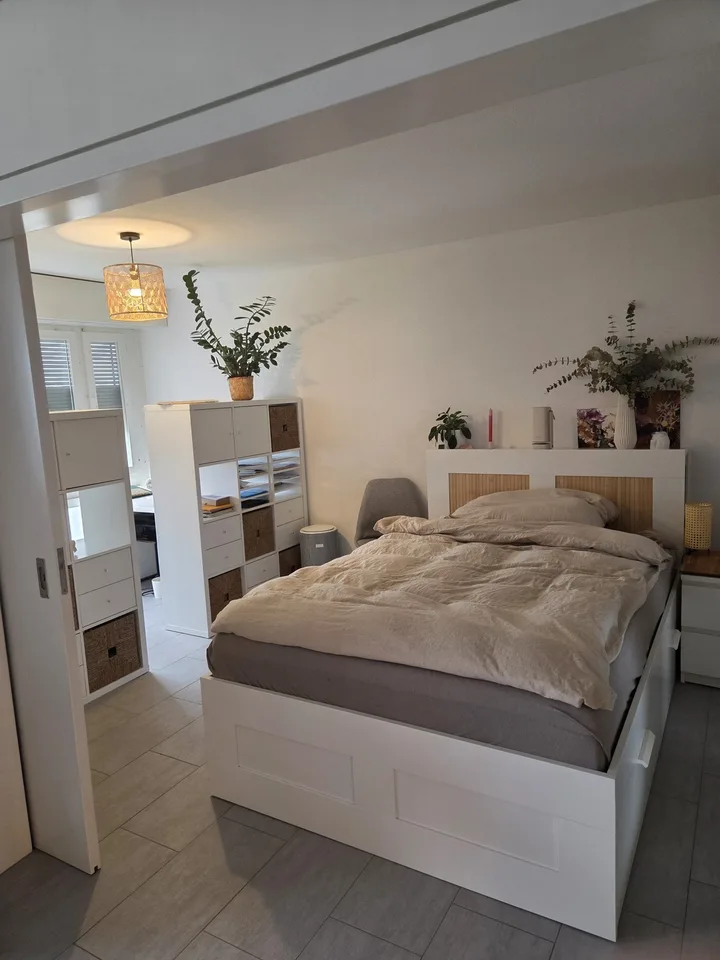 Befristete 2 1/2 Zimmer Wohnung mit Cat Sitter Aufgabe – Foto 2 von 4