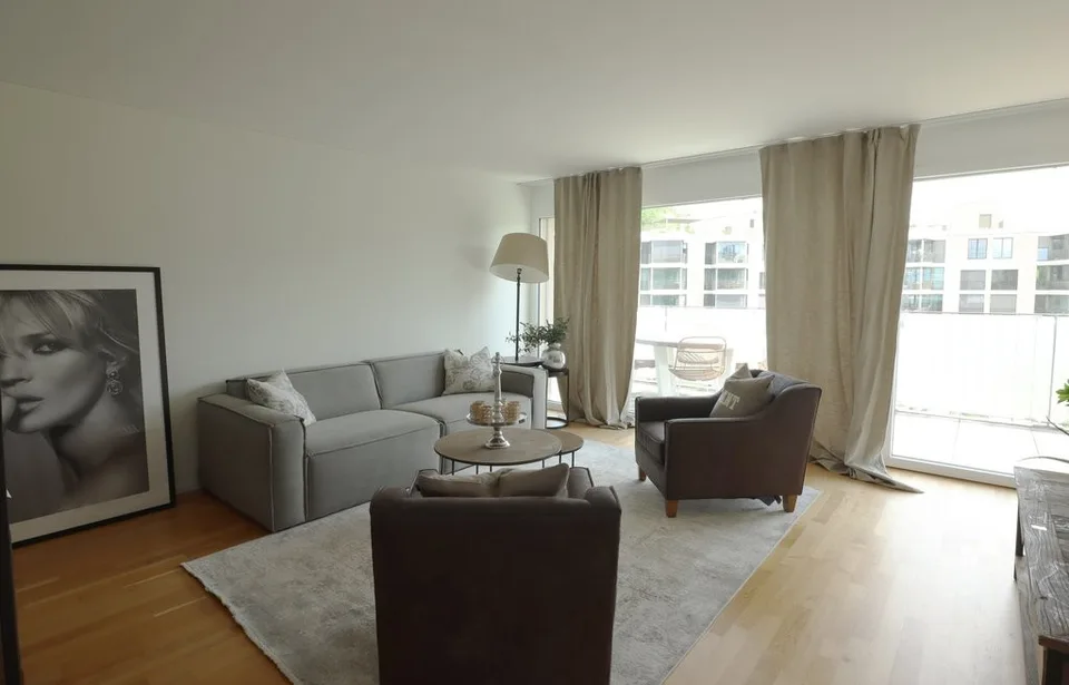 Modern attic apartment with private laundry tower – photo 6 of 12