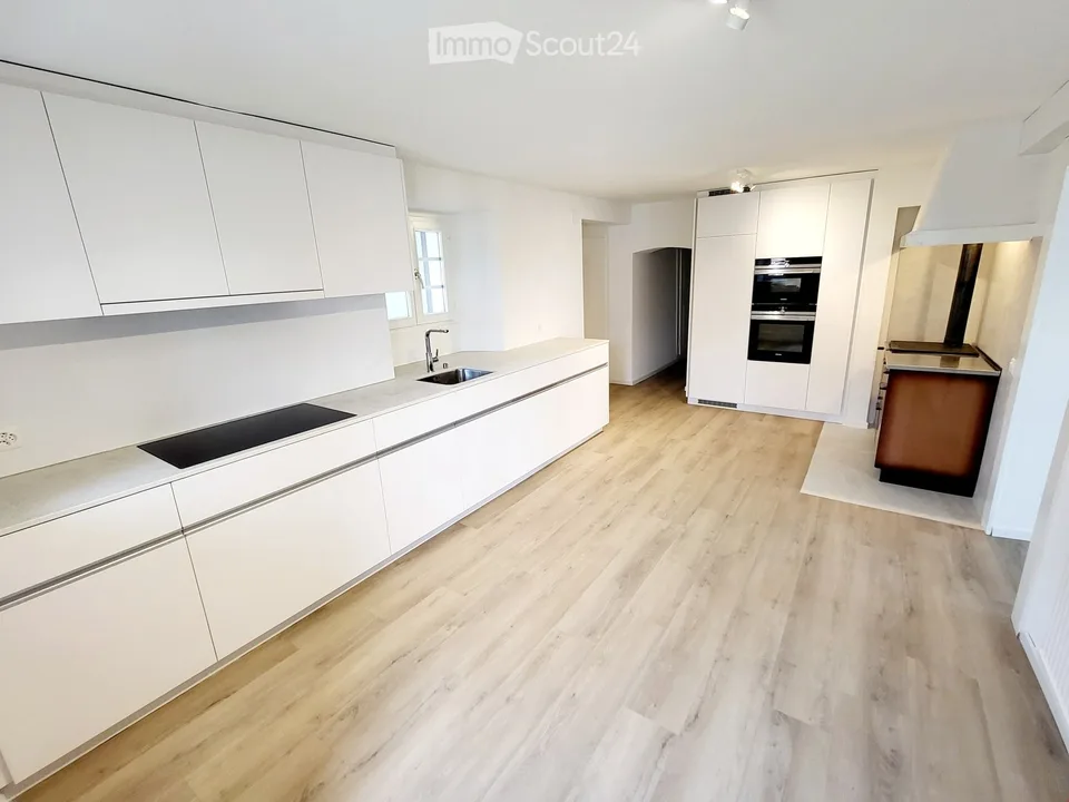 5,5 Zimmer von 146 m2 Charme neben dem Schloss Aigle – Foto 2 von 15