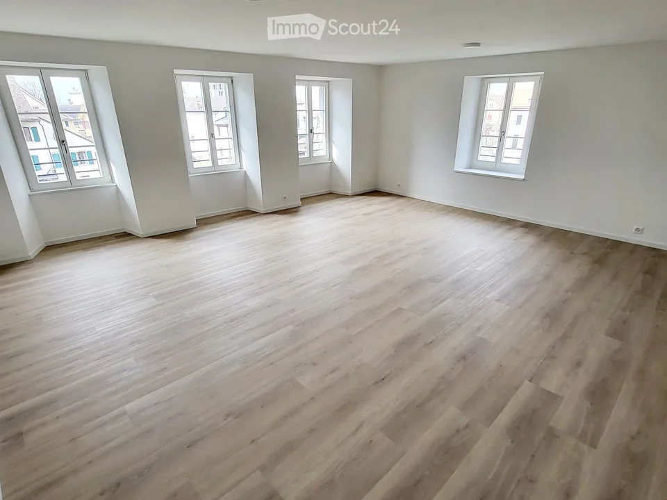 5,5 Zimmer von 146 m2 Charme neben dem Schloss Aigle – Foto 3 von 15