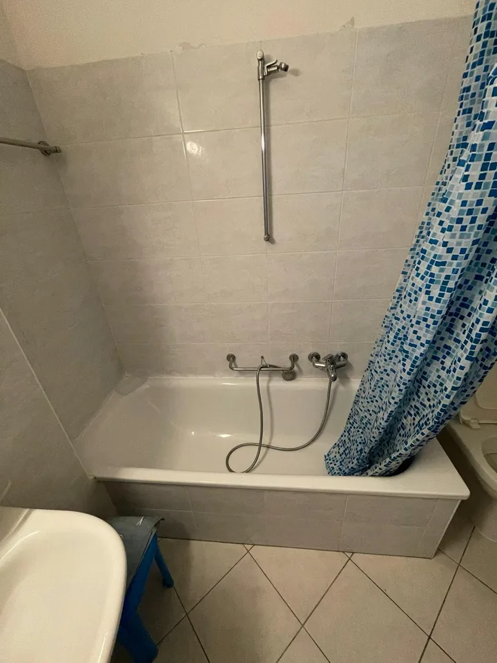 Zimmer mit privater Terrasse in einer WG mit zwei anderen Personen in der Via Zurigo 1, Lugano zu vermieten – Foto 3 von 8