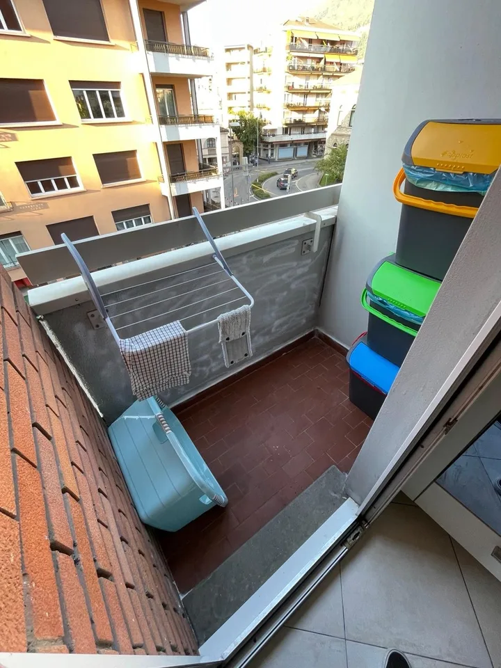 Zimmer mit privater Terrasse in einer WG mit zwei anderen Personen in der Via Zurigo 1, Lugano zu vermieten – Foto 7 von 8