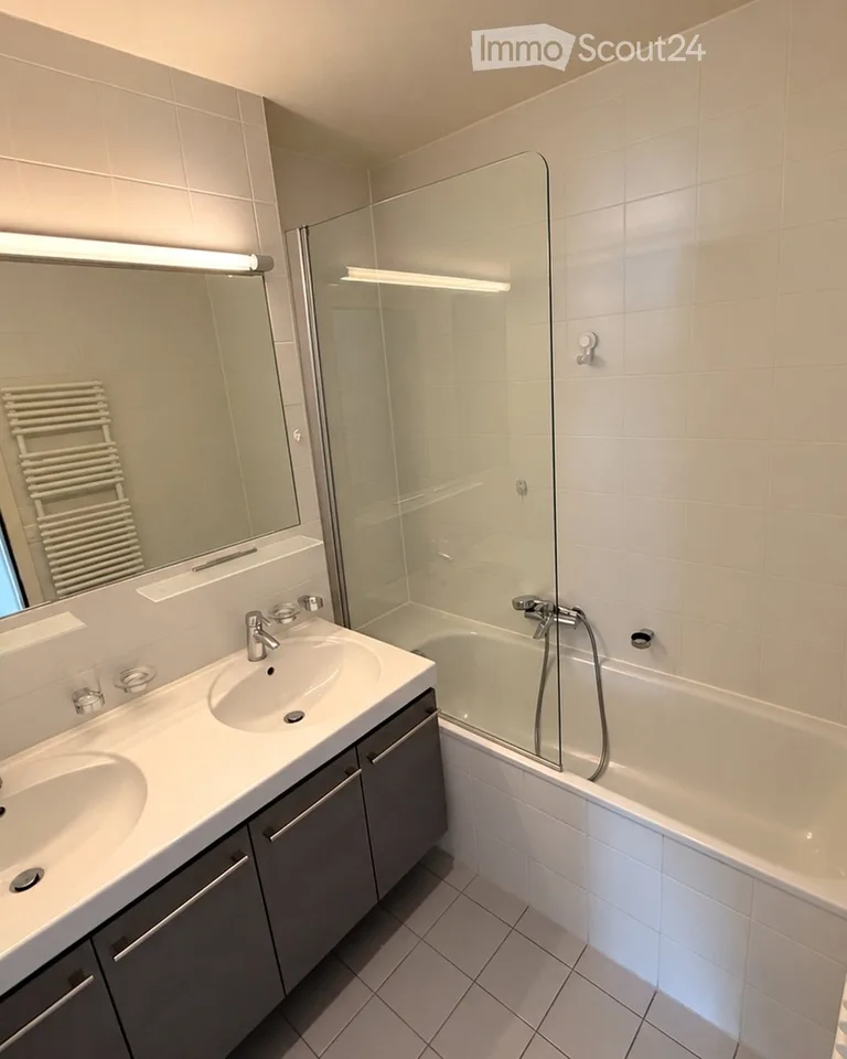 Geräumiges 6-Zimmer-Duplex – 119m2 – Nations-Viertel (1202) – Foto 6 von 14