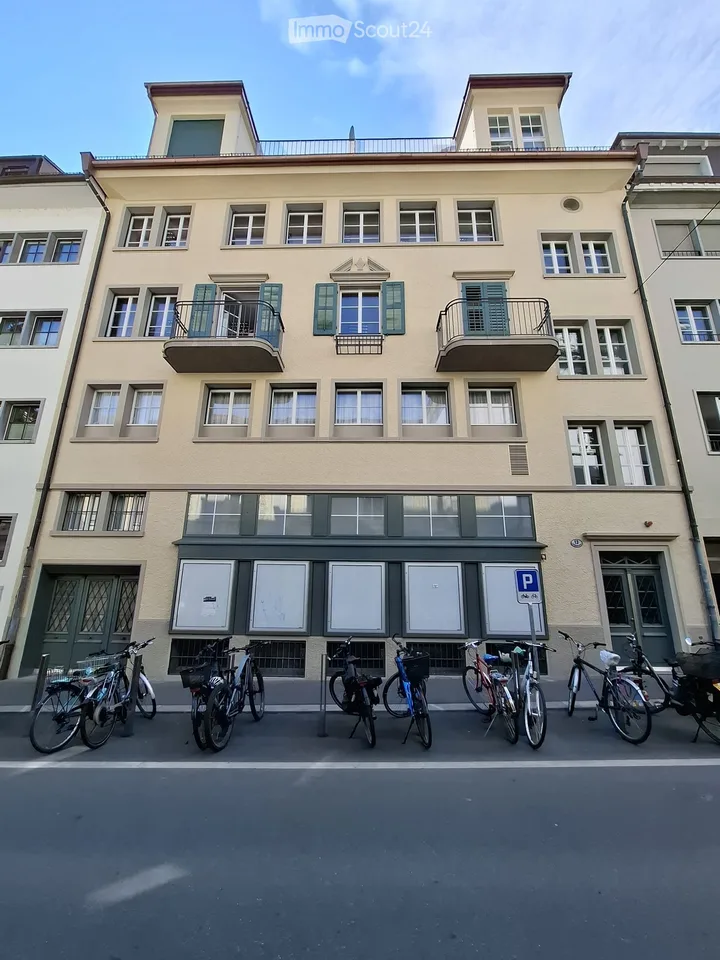 Gewerbefläche mit Potenzial in denkmalgeschütztem Altstadthaus – Weggisgasse 14 in Luzern – Foto 2 von 10
