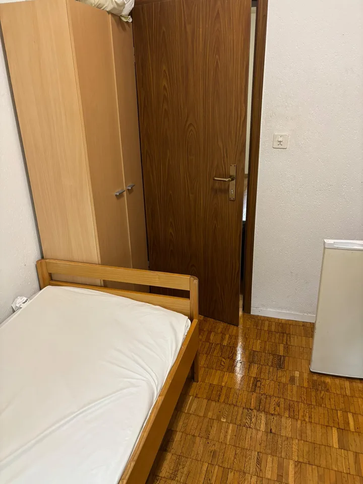 Möbliertes Zimmer zur Miete in Winterthur – Foto 3 von 4