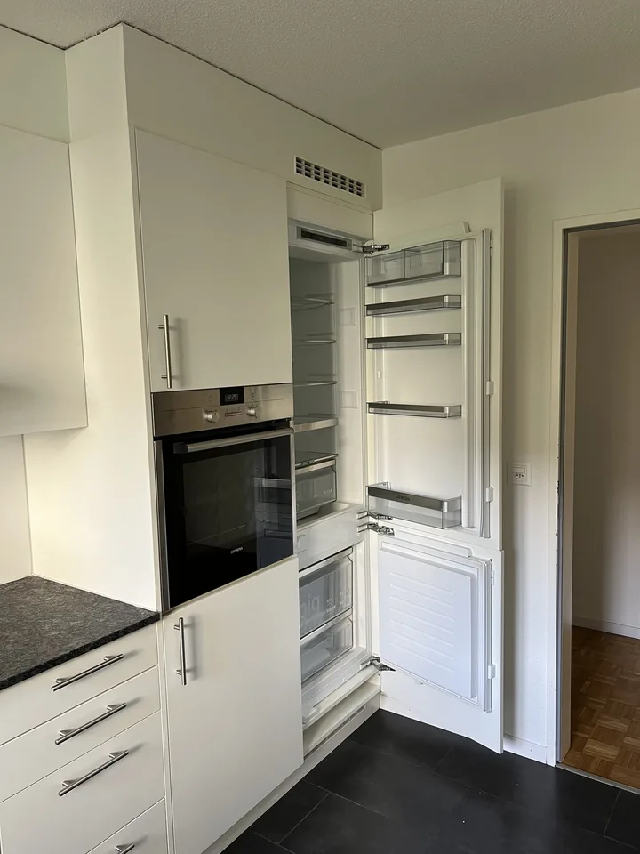 Frisch renovierte 3.5-Zimmerwohnung mit eigenem Gartensitzplatz in Oberengstringen – Foto 4 von 13