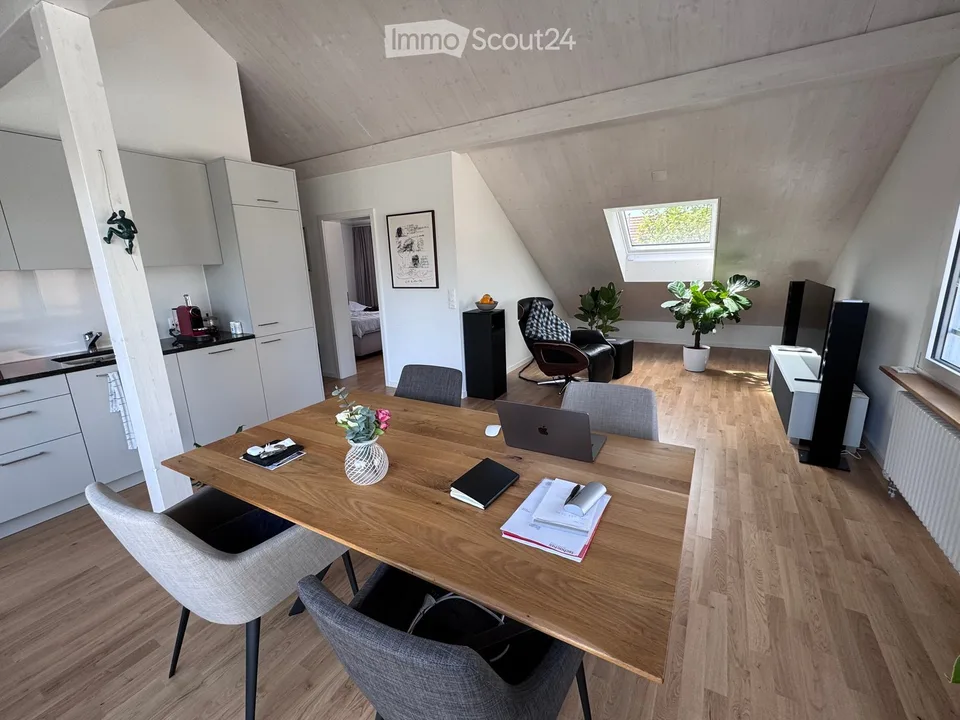 2,5 Zimmer-Dachwohnung in Allschwil – Foto 2 von 8