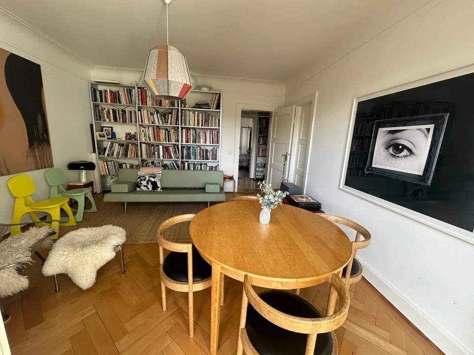 Helles & geräumiges 23 m² Zimmer in charmantem Apartment Zürich Hirslanden | CHF 1,250 – Foto 2 von 9