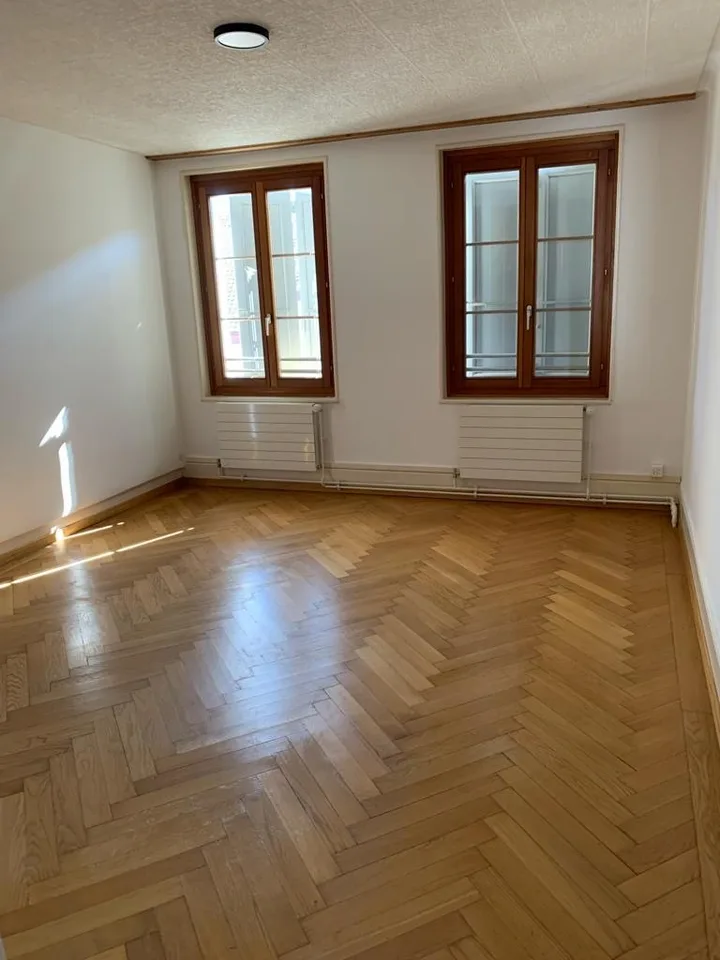 Wohnung 3,5 Zimmer in Lucens CHF 1'510, Nebenkosten und Parkplatz inbegriffen Ab 15.01.2027 – Foto 3 von 6