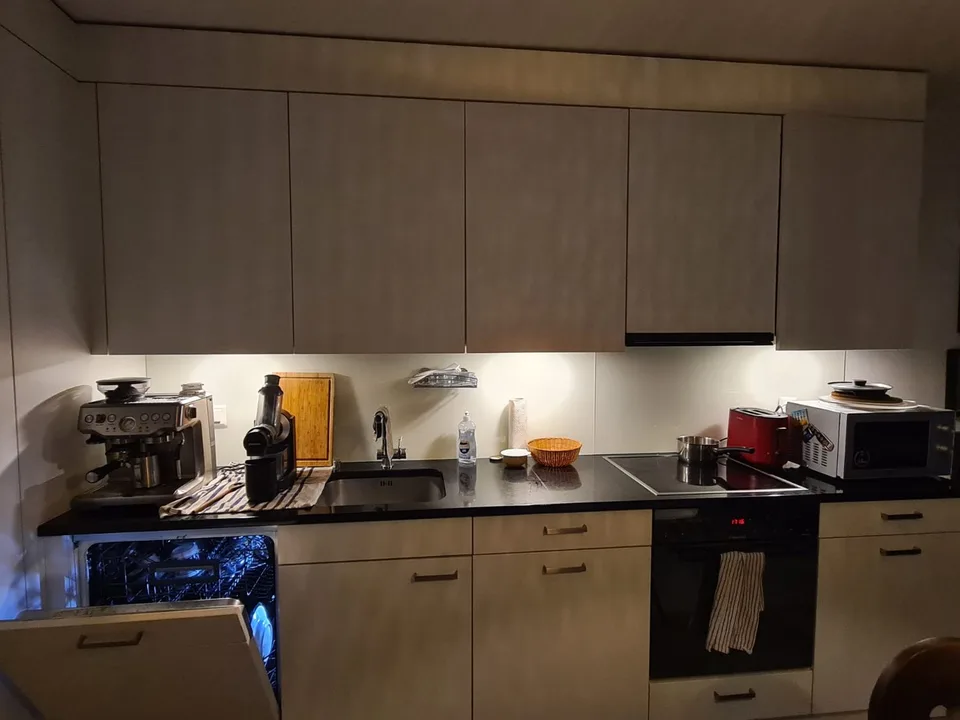 Schöne 2,5-Zimmer-Wohnung in Altstetten (Zürich) mit sonnigem Balkon – Foto 5 von 10