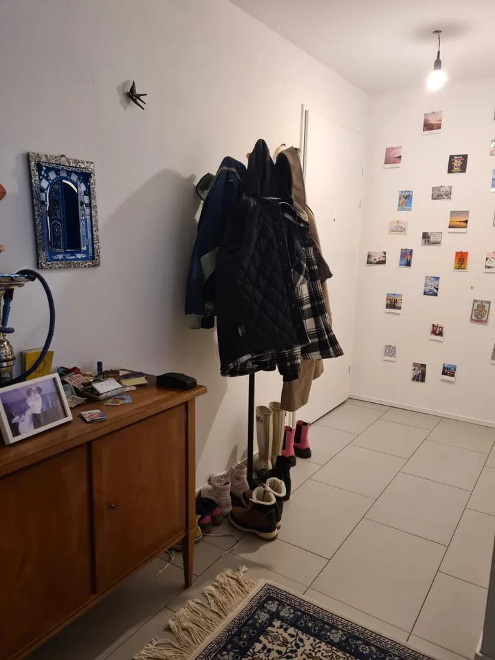 Schöne 2,5-Zimmer-Wohnung in Altstetten (Zürich) mit sonnigem Balkon – Foto 3 von 10
