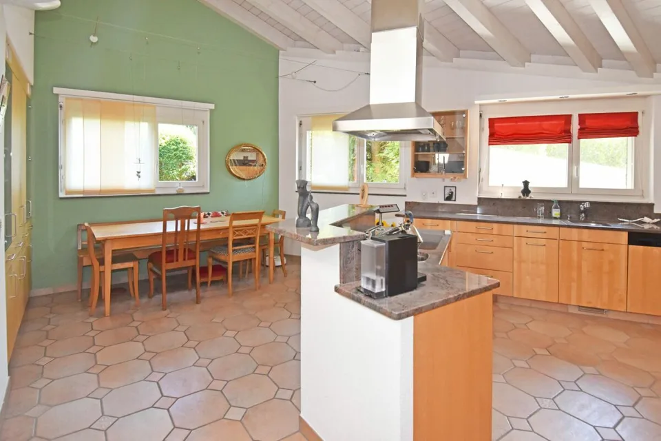 Casa indipendente con giardino idilliaco – foto 6 di 19