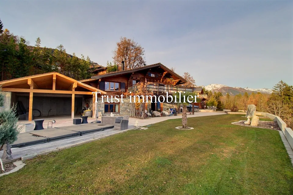 6037. Vue panoramique et tranquillité garanties pour ce Chalet – photo 16 sur 22