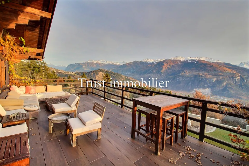 6037. Vue panoramique et tranquillité garanties pour ce Chalet – photo 10 sur 22