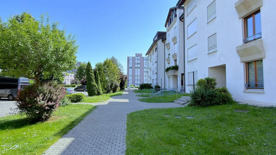Grosse Sanierte 5.0 Maisonette Wohnung mit Balkon in einer ruhiger Lage Solothurn