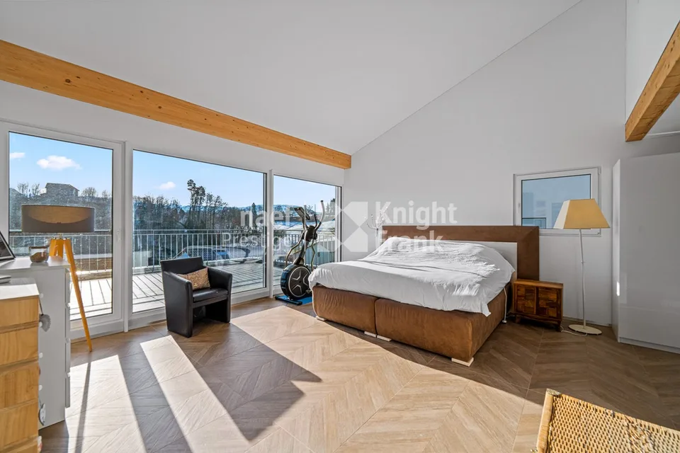 Beautiful 7-room single-family house with a free view of the countryside and heated pool in St. Ursen for sale – photo 8 of 12