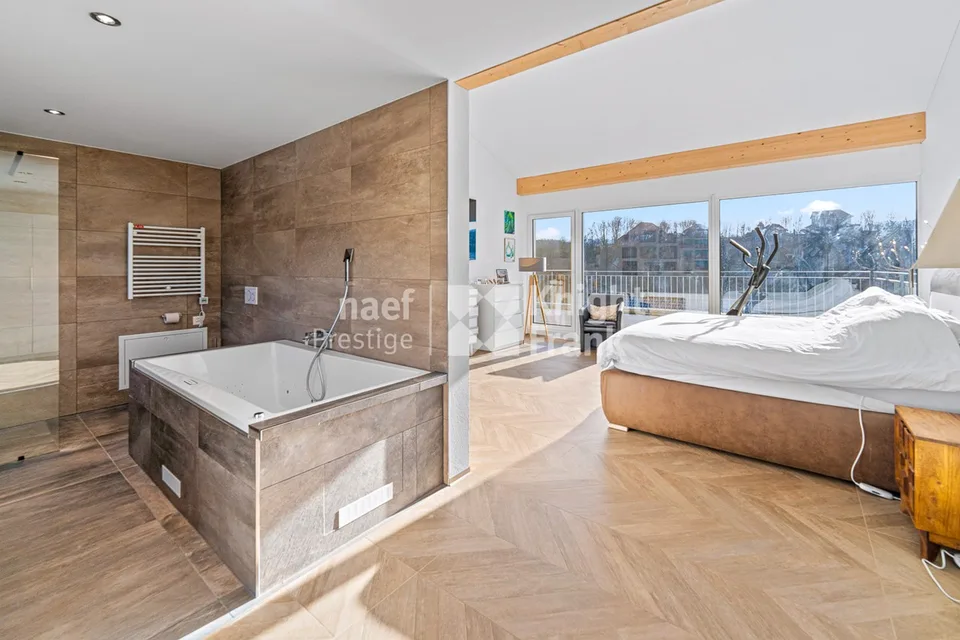 Beautiful 7-room single-family house with a free view of the countryside and heated pool in St. Ursen for sale – photo 9 of 12