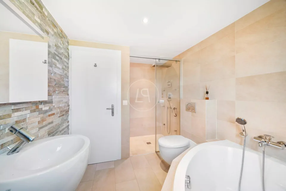 Bellissima villa familiare con vista panoramica a Lutry – foto 13 di 13