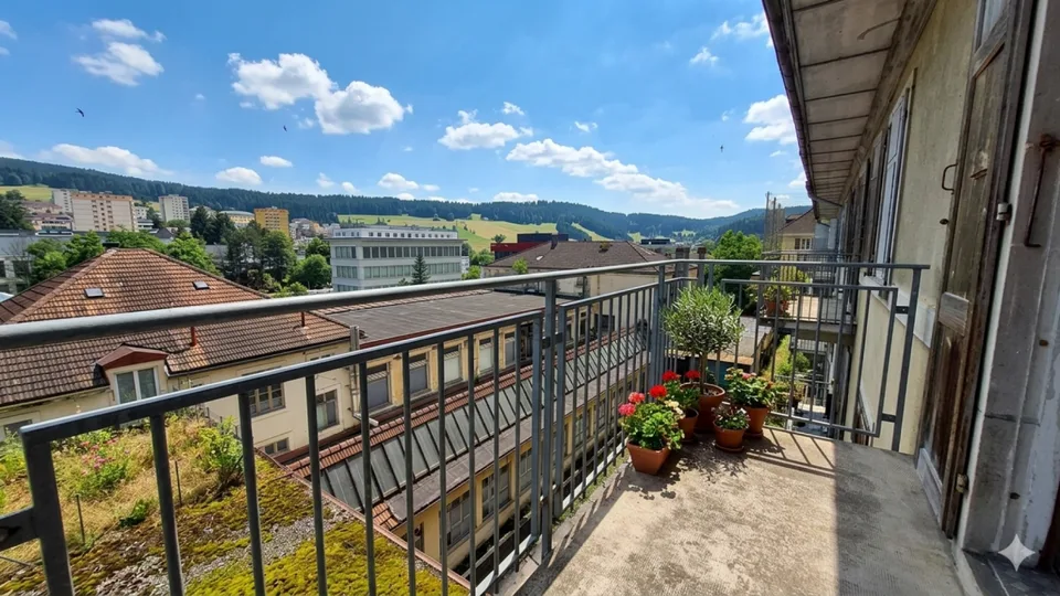 Appartamento di 3 stanze con balcone a Locle