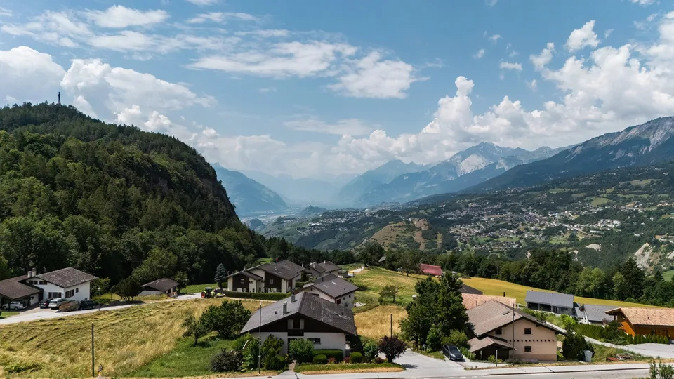 Chalet à Lens avec des vues imprenables sur la vallée