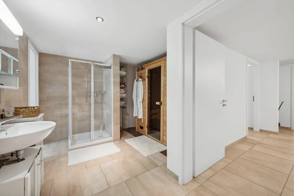 Familien Haushälfte mit exklusivem Garten – Foto 8 von 10