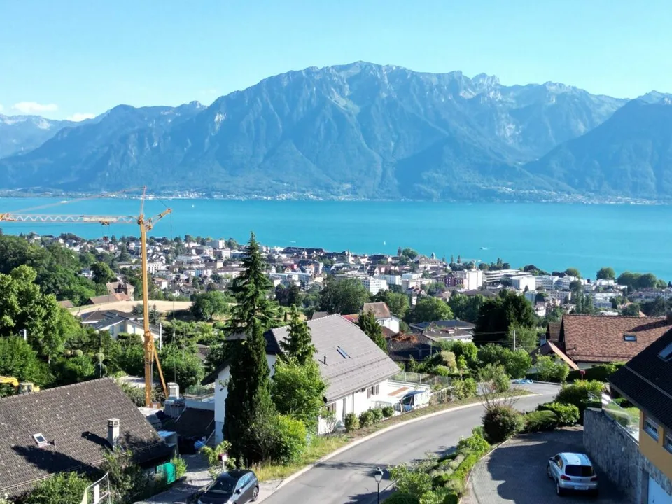 5.5 Zimmer Einfamilienhaus in St-Légier-La Chiésaz – Foto 23 von 31