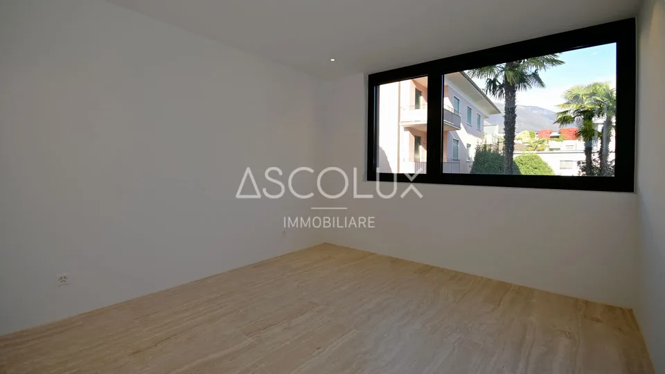 Appartement moderne de 2,5 pièces dans une résidence avec piscine extérieure chauffée et sauna – photo 13 sur 20