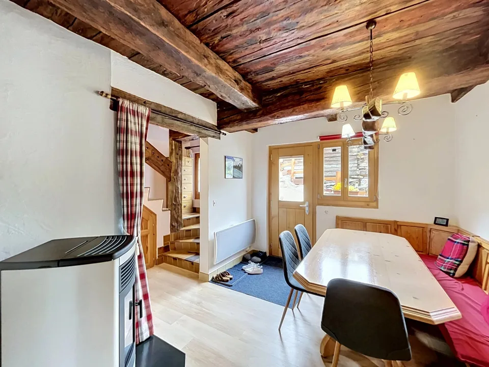 Alter Mazot in ein Chalet umgewandelt