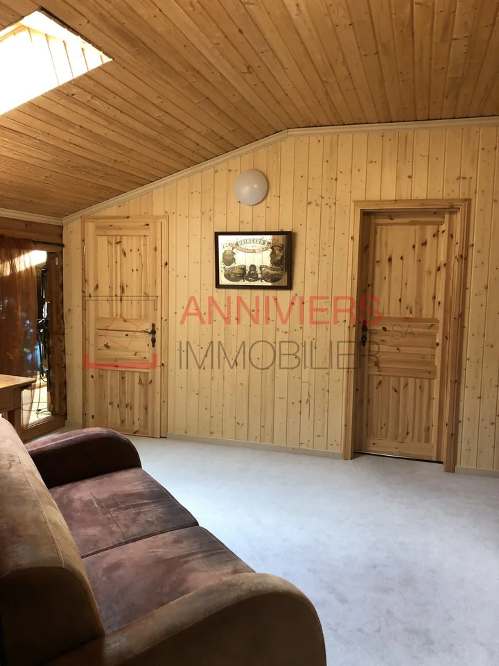 Magnifique chalet canadien à Mission, pour les amoureux de la nature – photo 22 sur 30