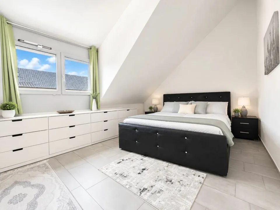 Modern 4.5-Room Apartment – photo 10 of 10