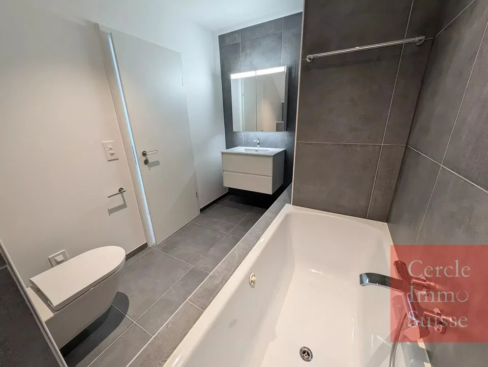 NEW: Spacious high-standard apartment – photo 7 of 23