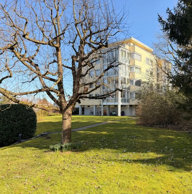 Appartement lumineux de 4,5 pièces à Binningen – photo 12 sur 15