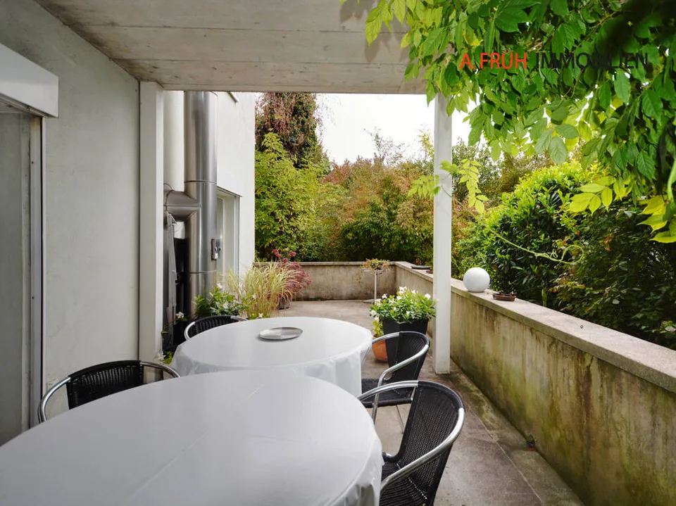 Mehrfamilienhaus mit Weitblick und architektonischem Charme – Foto 6 von 13