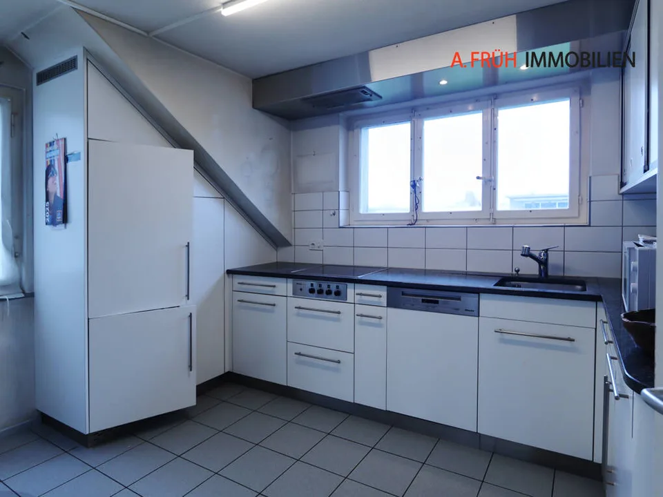 Mehrfamilienhaus mit Weitblick und architektonischem Charme – Foto 7 von 13