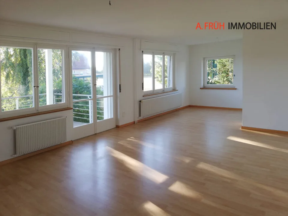 Mehrfamilienhaus mit Weitblick und architektonischem Charme – Foto 13 von 13