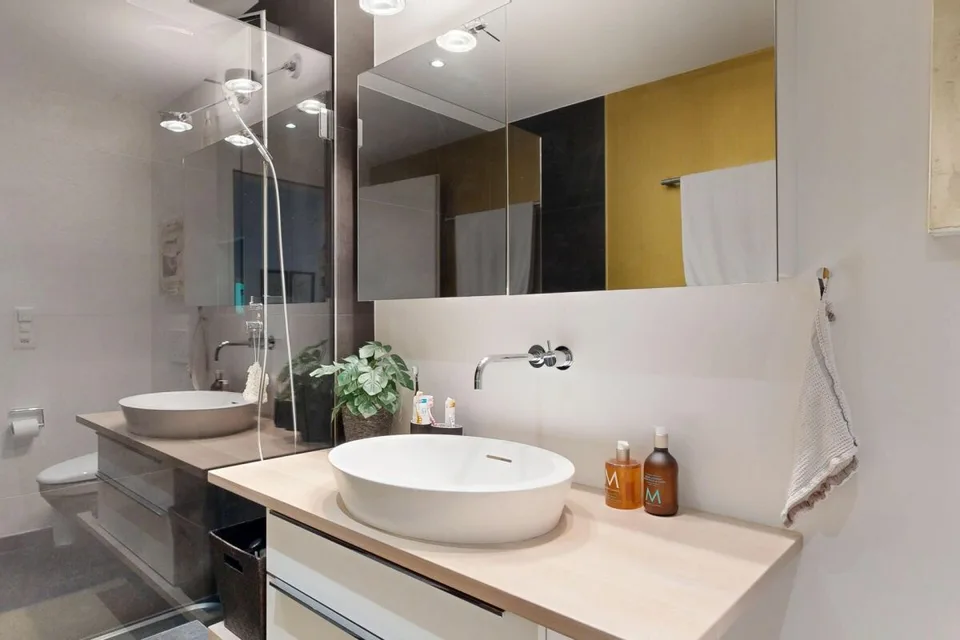 Condominium moderne avec diverses commodités – photo 12 sur 30