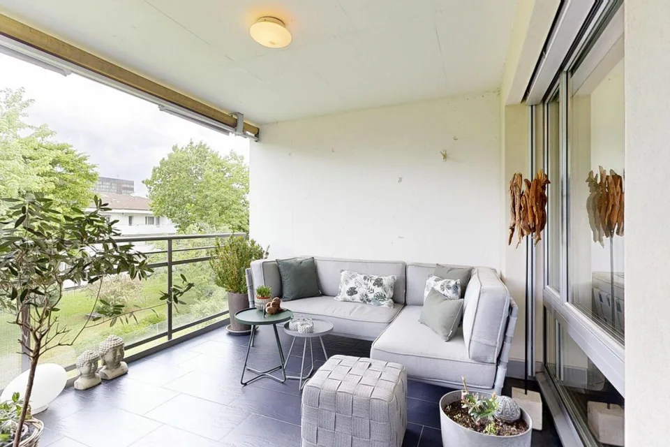 Condominium moderne avec diverses commodités – photo 3 sur 30